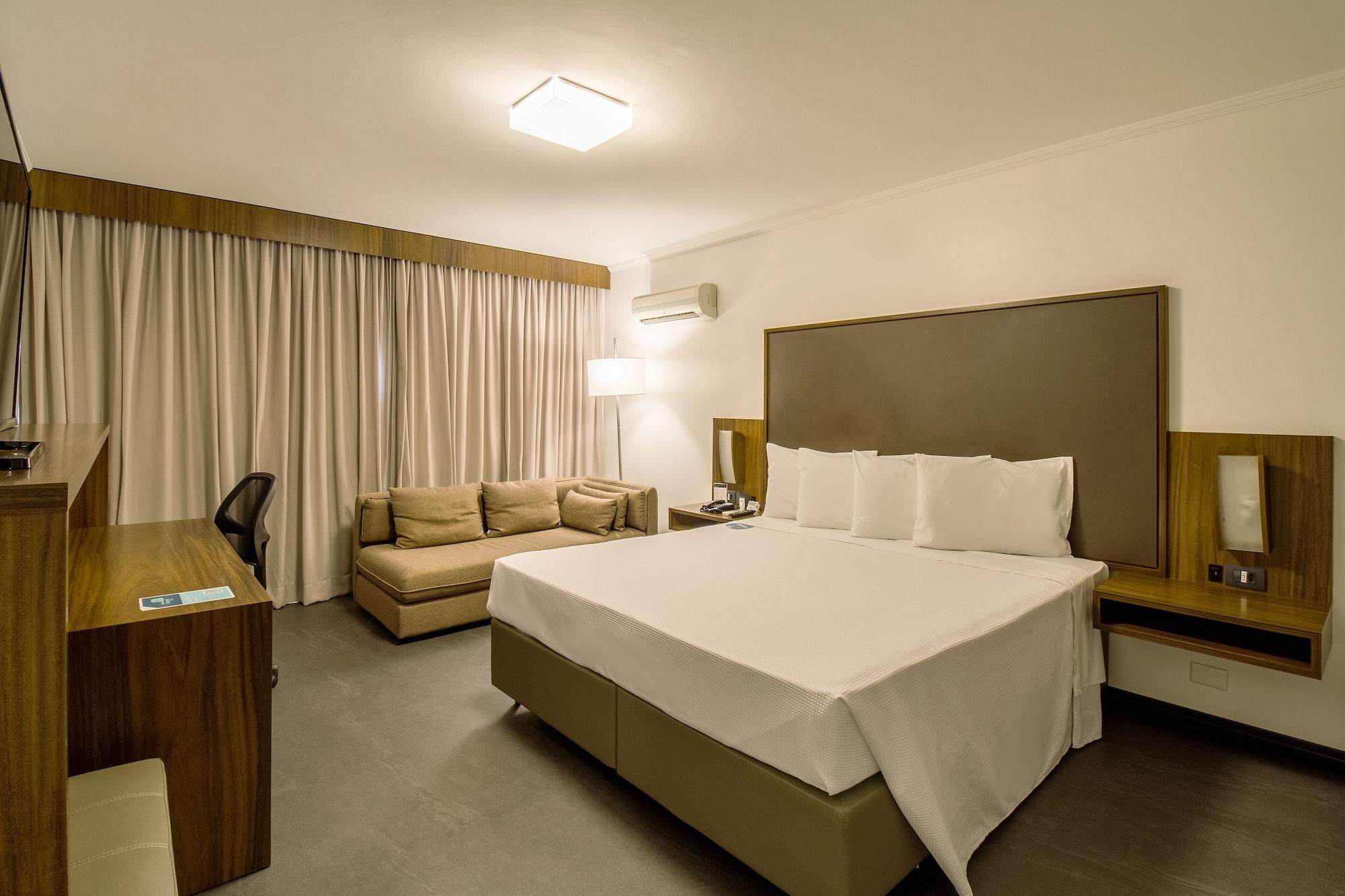 Hotel Deville Business Maringá Exteriör bild