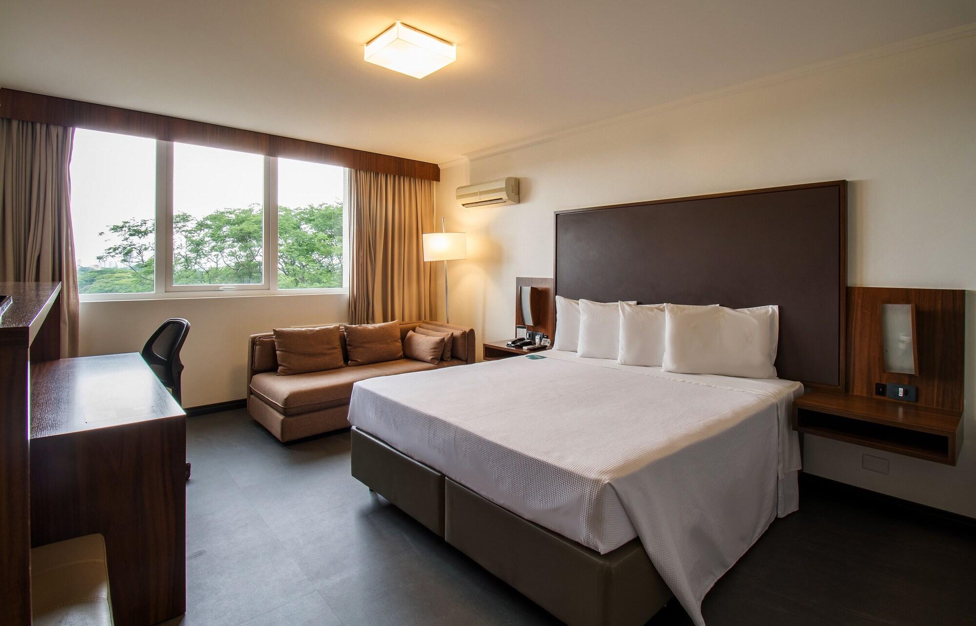Hotel Deville Business Maringá Exteriör bild