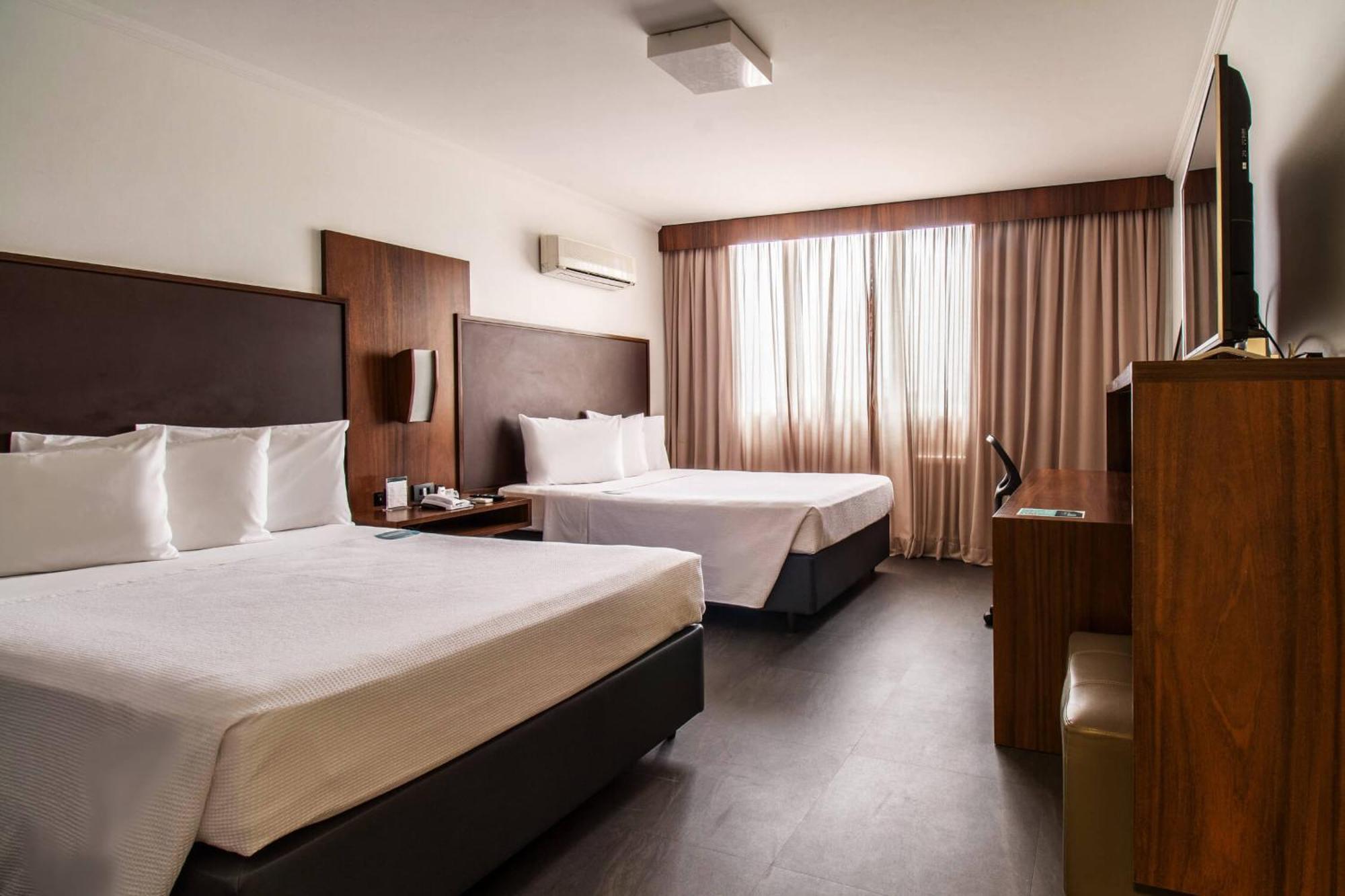 Hotel Deville Business Maringá Exteriör bild