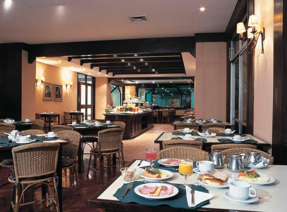 Hotel Deville Business Maringá Exteriör bild